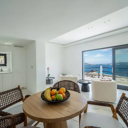 Numi Ξενοδοχείο με διαμερίσματα 4*