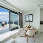 Tagoo Hills Residences 3*