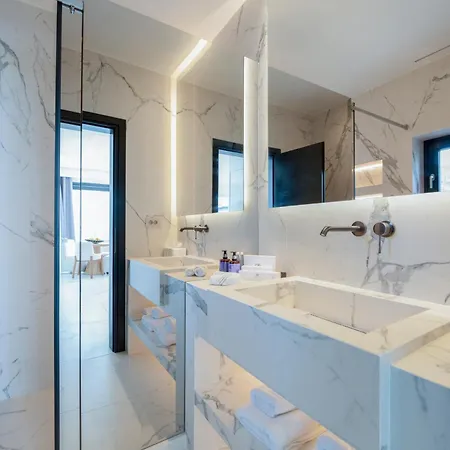 Numi 4* Mykonos Town