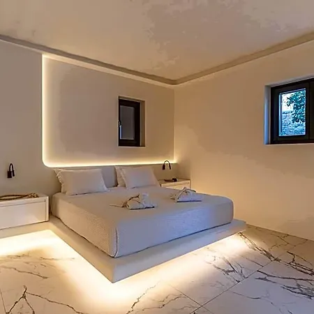Apartahotel Tagoo Hills Residences 4*