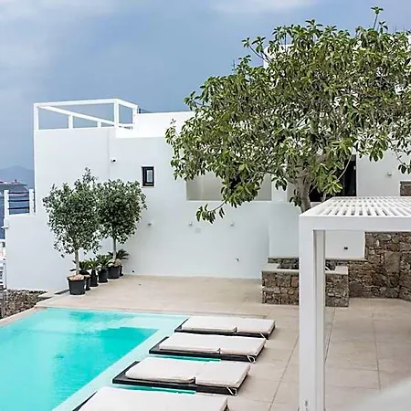 Apartahotel Tagoo Hills Residences 4*