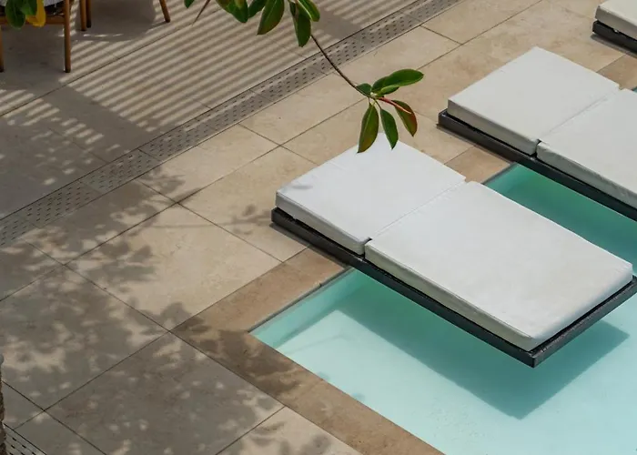 Numi Hotel apartamentowy Mykonos Town