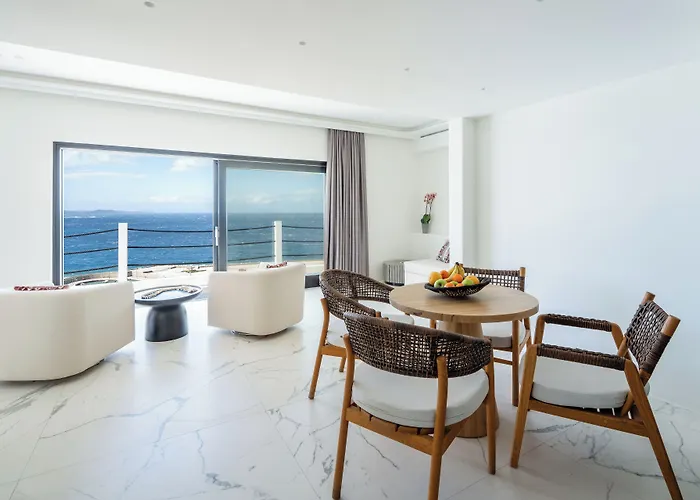 Numi Hotel apartamentowy Mykonos Town