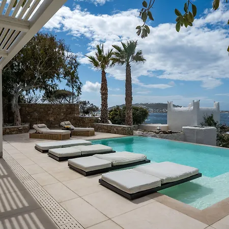 Apartahotel Tagoo Hills Residences 3*